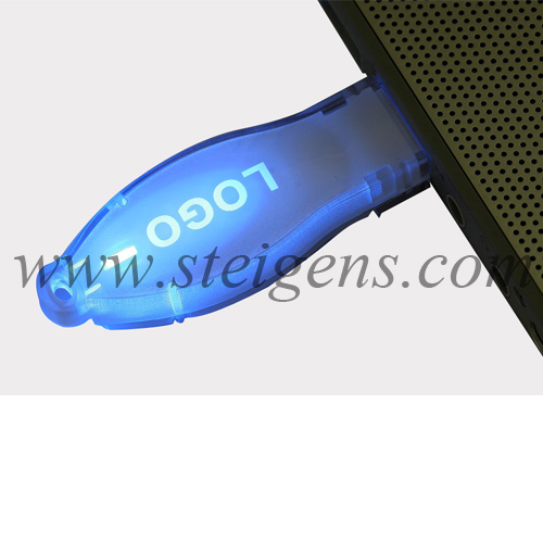 PLASTIC_USB_026_4c4301991e0e6