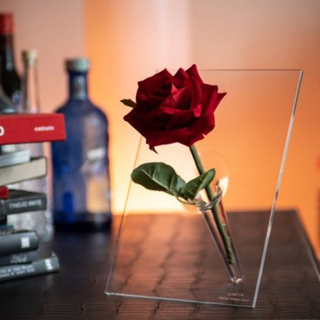 SI SINGLE STEM VASE