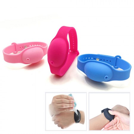 wristband-sanitizer